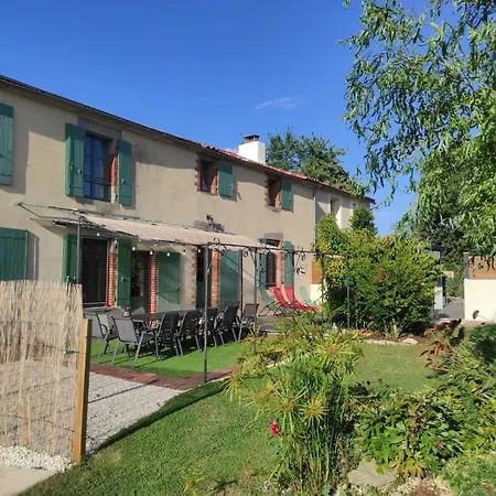 Le Hameau De L'artiste - Le Refuge Montournais