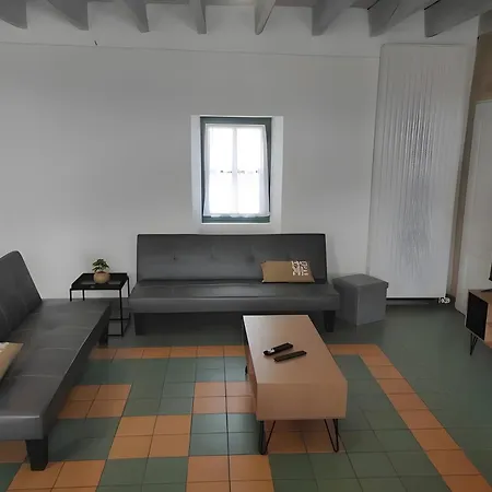 Le Hameau De L'artiste - Le Refuge Montournais